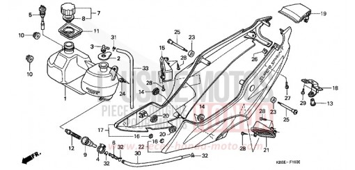 SIDE COVER/OIL TANK NSR125R1 de 2001